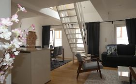Ilot Sacre Apartments